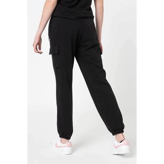 Nike, Sportswear Essentials bő szárú cargo szabadidőnadrág, Fekete, XL